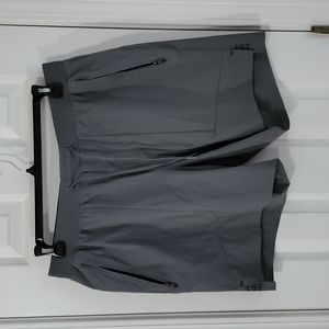 Lululemon License To Train Linerless Shorts 7" Men's size XL